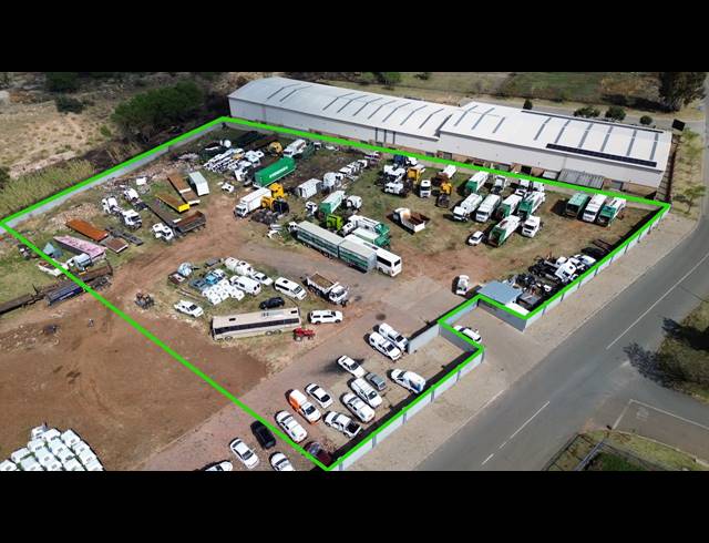 9,371M² VACANT LAND FOR SALE IN STORMILL